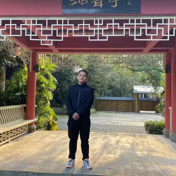 重庆30岁单身帅哥真诚找对象-辽源征婚相亲网