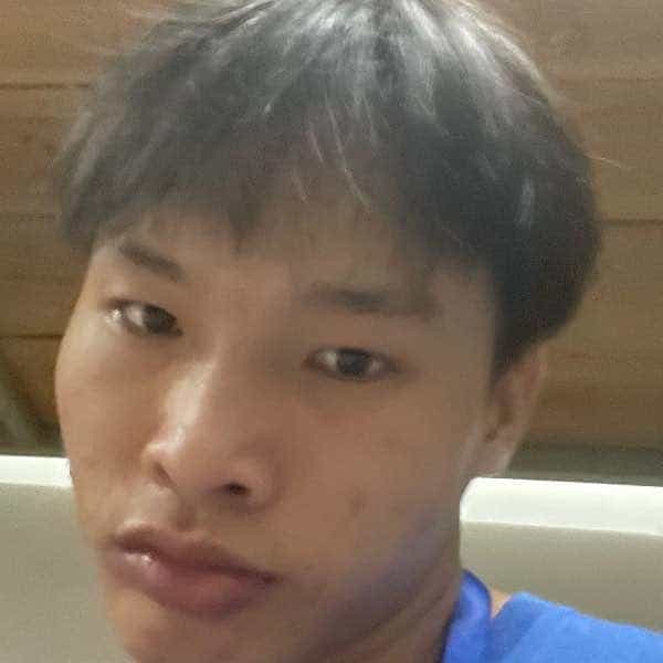 海南19岁单身帅哥真诚找对象-辽源征婚相亲网
